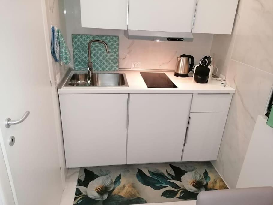 Fiumicino Aeroporto Casa Vacanze Iris Екстериор снимка